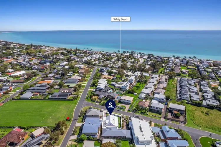 Second view of Homely house listing, 4 Seaview Avenue, Safety Beach VIC 3936