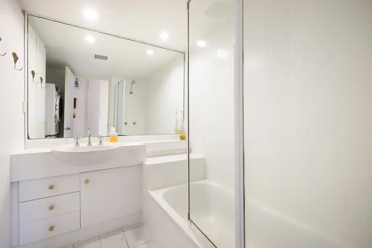 39/27 Peninsular Drive, Surfers Paradise QLD 4217