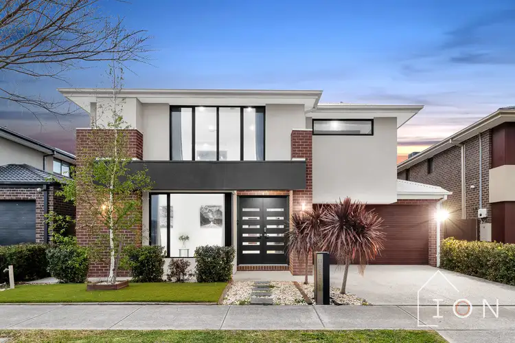 11 Monument Boulevard, Clyde North VIC 3978