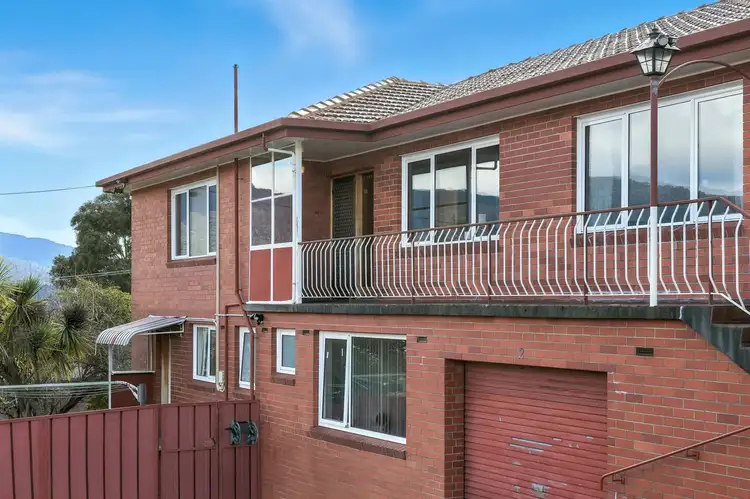 2/2 Tenth Avenue, West Moonah TAS 7009