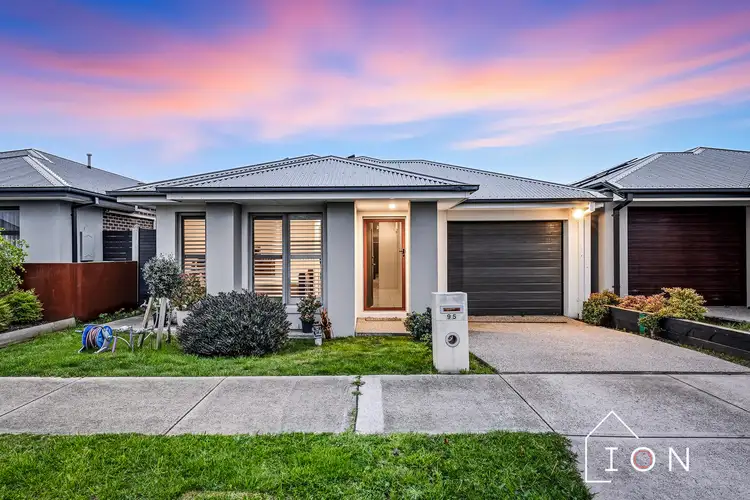 95 Athletic Circuit, Clyde VIC 3978
