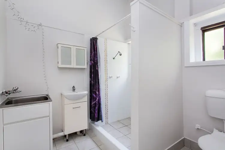 Fifth view of Homely studio listing, 3a Ormond Street, North Gosford NSW 2250