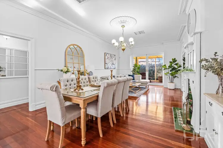 Sixth view of Homely house listing, 2 Andrea Court, Taylors Lakes VIC 3038