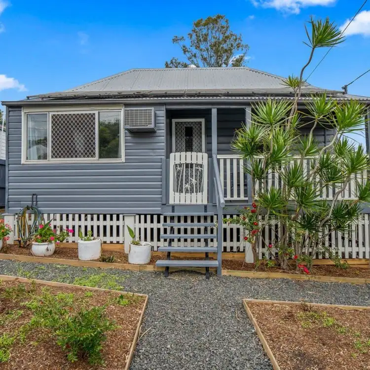 27 Thomas Street, Blackstone QLD 4304