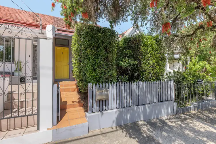 250 Unwins Bridge Road