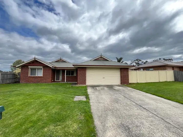 8 Oak Avenue, Traralgon VIC 3844