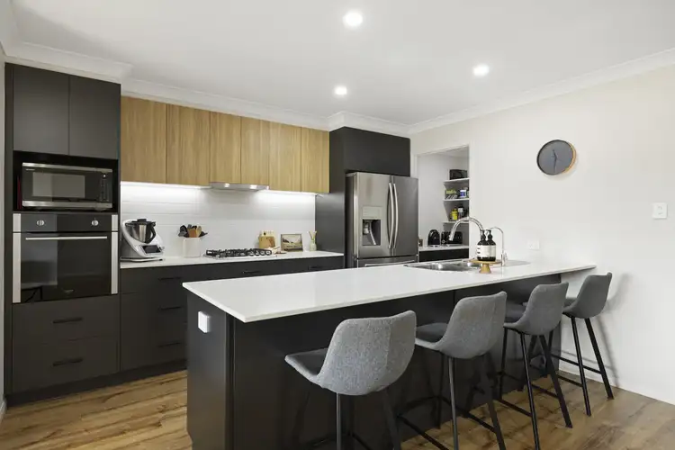 Sixth view of Homely house listing, 7 Coucal Court, Meringandan West QLD 4352