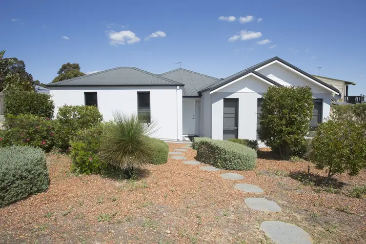 1/4 Hurd Road, Bullsbrook WA 6084