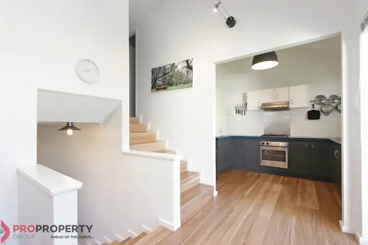 4/24 Kinsella Street, Joondanna WA 6060