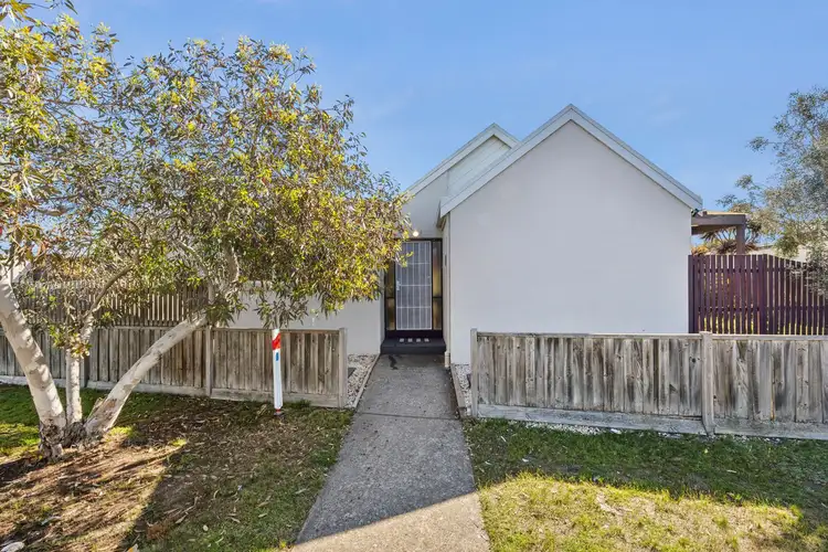 98 Beach Road, Torquay VIC 3228