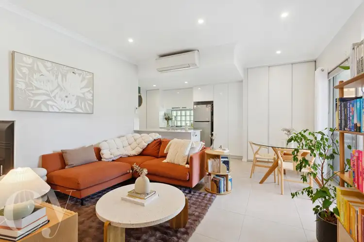 6/45 Morago Crescent, Cloverdale WA 6105
