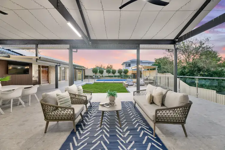 7 Harold Close, Sinnamon Park QLD 4073