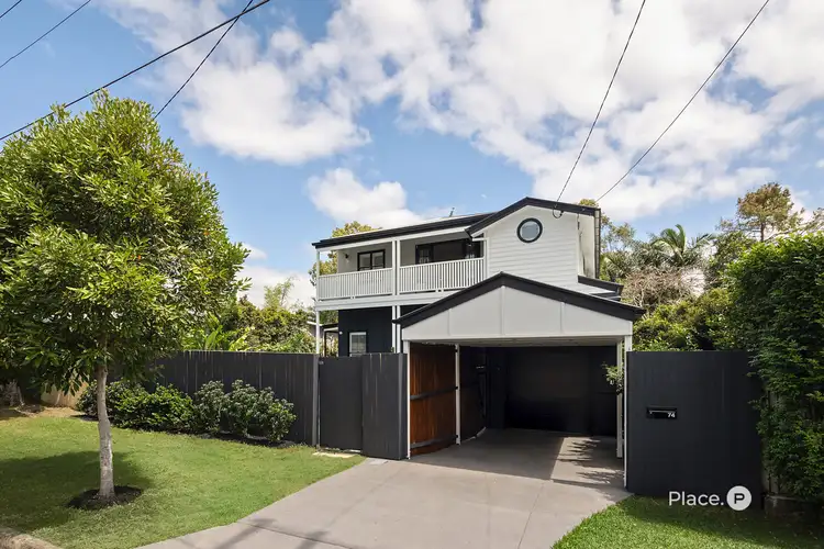 74 Dickens Street, Norman Park QLD 4170