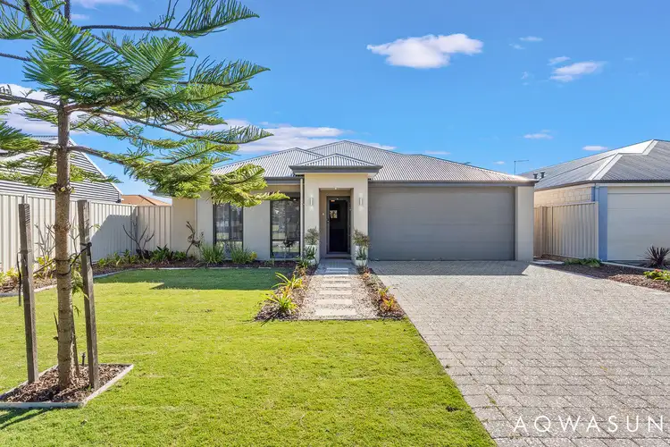 21 Coolawanyah Street, Golden Bay WA 6174
