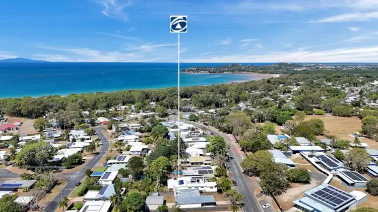 16 Kemp Street, Bucasia QLD 4750