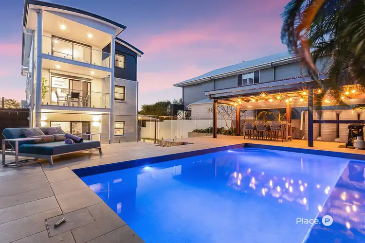 24 Fernlea Avenue, Scarborough QLD 4020