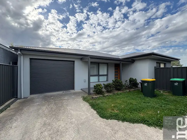 2/23 Irving Street, Wangaratta VIC 3677