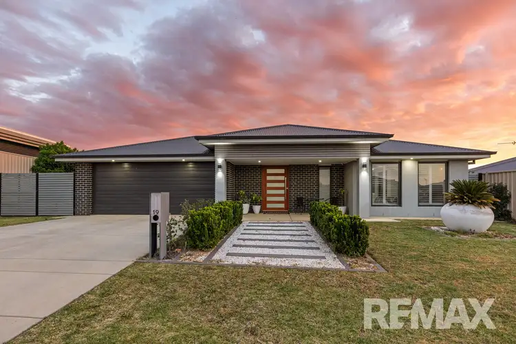19 Muttama Parade, Gobbagombalin NSW 2650