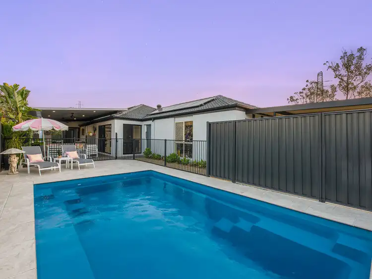 30 Derwent Place, Riverhills QLD 4074