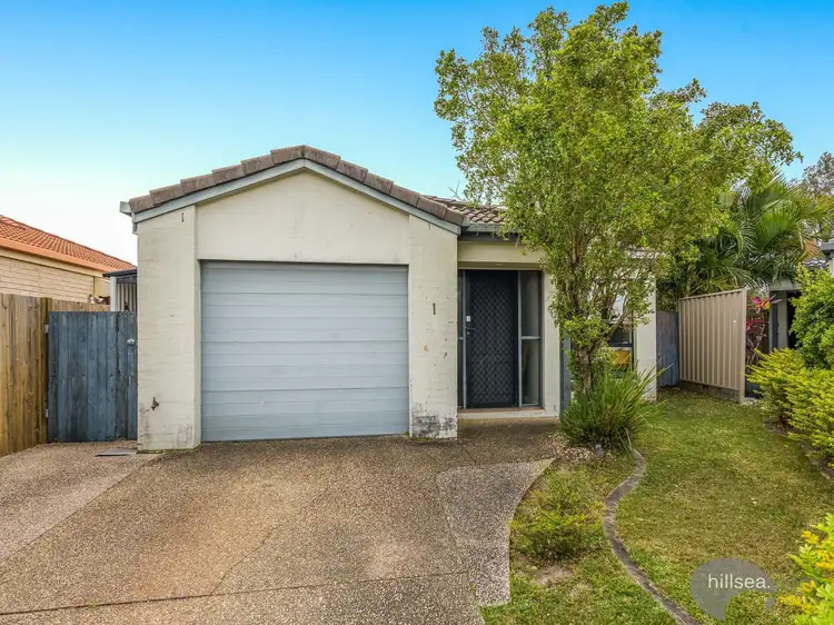 1/15 Gemma Glade, Labrador QLD 4215