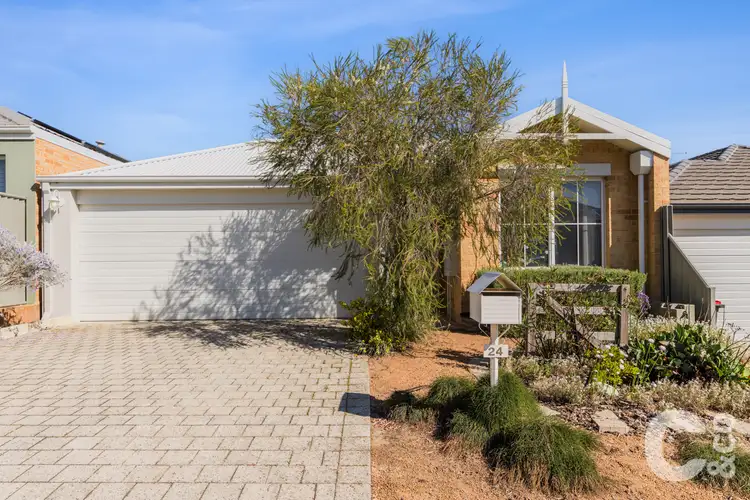 24 Tiliqua Crescent, Wandi WA 6167