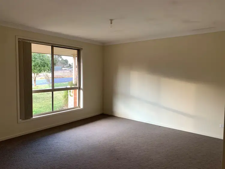 Fifth view of Homely house listing, 7 Mann Court, Beechworth VIC 3747
