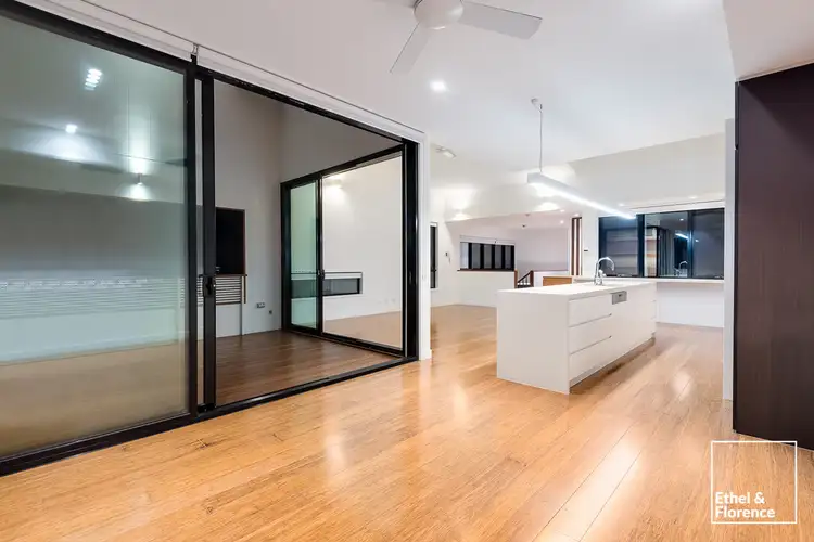 Fourth view of Homely townhouse listing, 4/33 Parkside Circuit, Hamilton QLD 4007