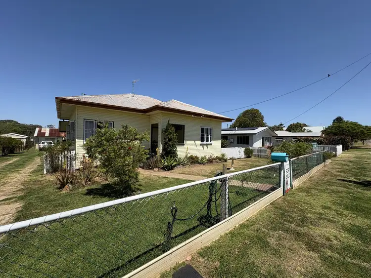 4 McDaniell Street, Yarraman QLD 4614