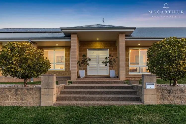 Second view of Homely house listing, 6 Buckley Court, Lake Albert NSW 2650