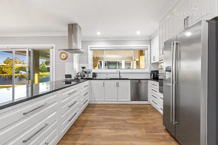 Sixth view of Homely house listing, 6 Buckley Court, Lake Albert NSW 2650