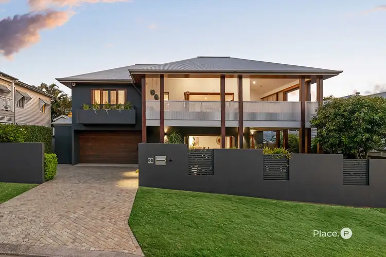 95 Lloyd Street, Camp Hill QLD 4152