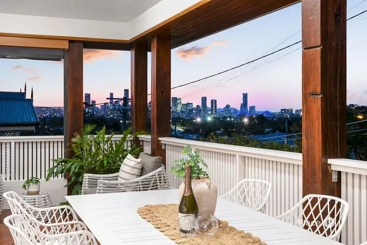 95 Lloyd Street, Camp Hill QLD 4152