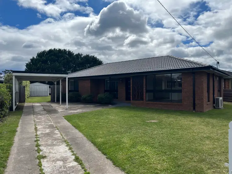 19 Niel Street, Stratford VIC 3862