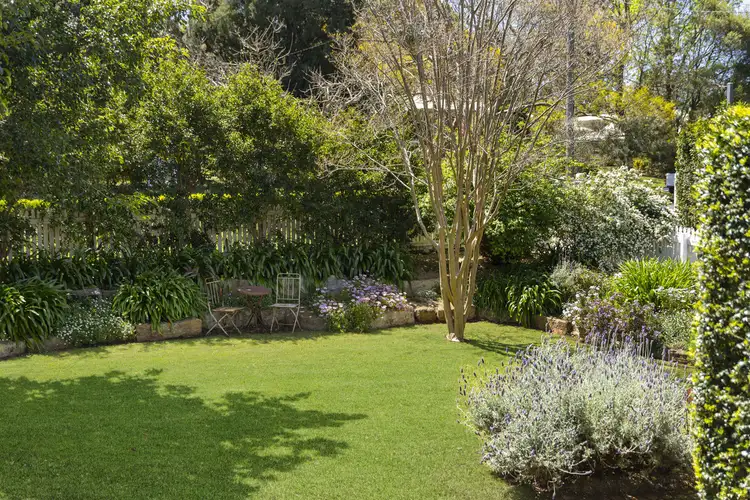 Third view of Homely house listing, 10 Barry Street, Mount Lofty QLD 4350