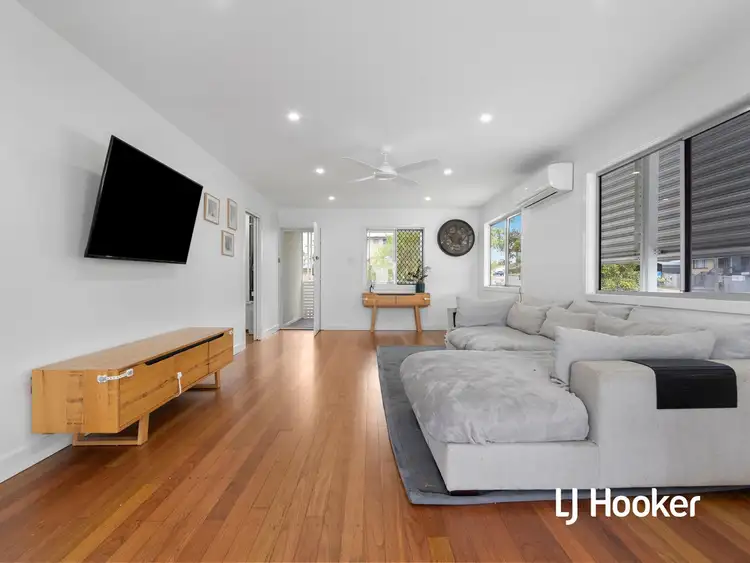Second view of Homely house listing, 158 Maine Road, Clontarf QLD 4019