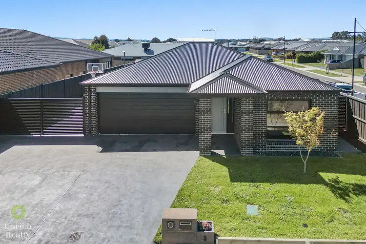 Second view of Homely house listing, 3 Carisbrooke Drive, Warragul VIC 3820