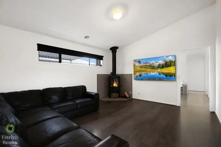 Sixth view of Homely house listing, 3 Carisbrooke Drive, Warragul VIC 3820