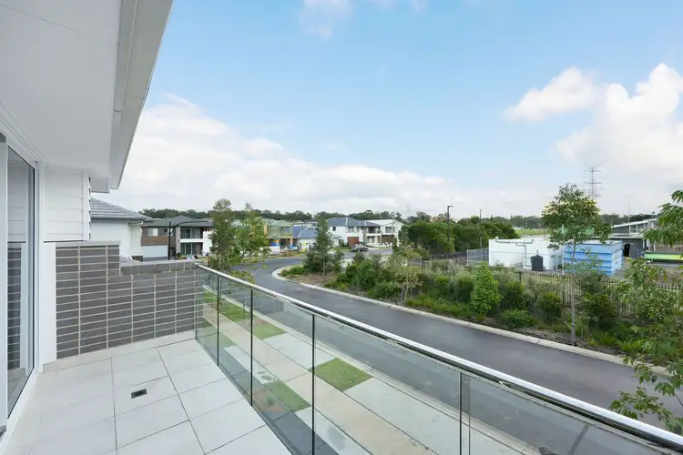 5 Storyteller Parkway, Box Hill NSW 2765