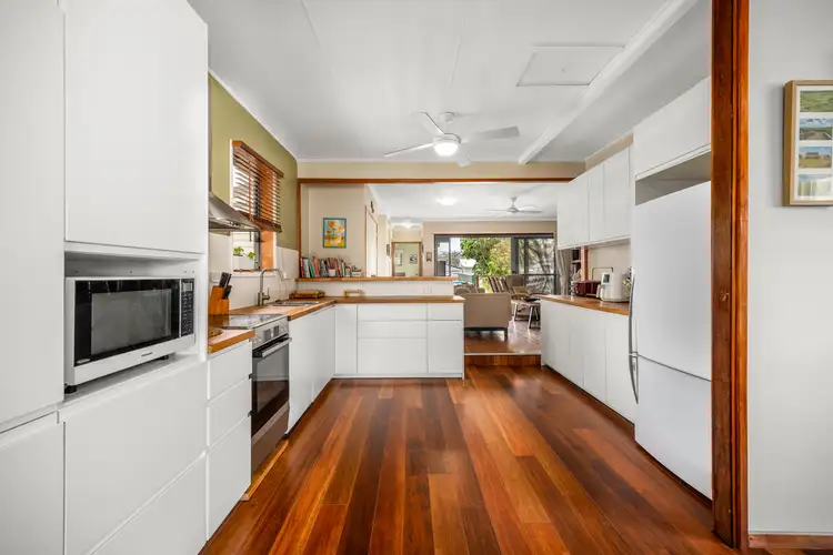 17 Finnie Road, Deagon QLD 4017