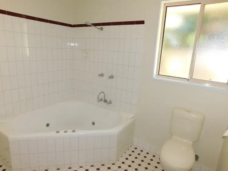 Fourth view of Homely house listing, 31 Marilyn Way, Sale VIC 3850