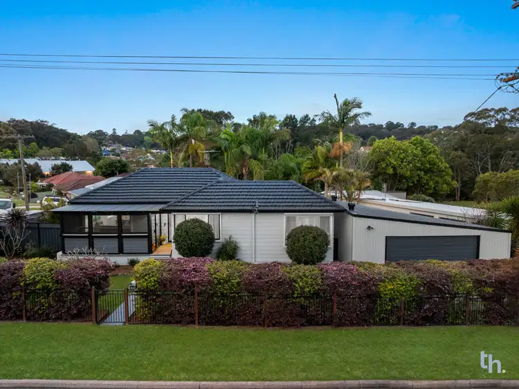 Second view of Homely house listing, 32 Glendale Drive, Glendale NSW 2285