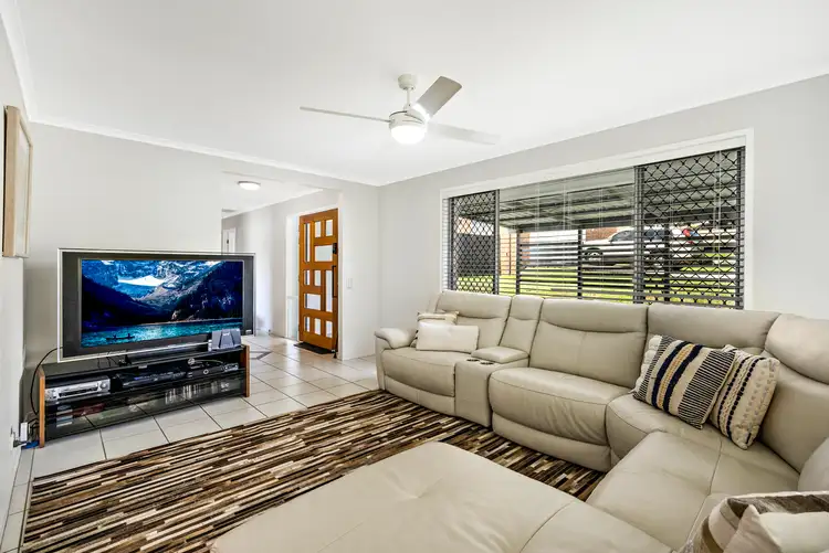 Third view of Homely house listing, 4 Argus Court, Clontarf QLD 4019