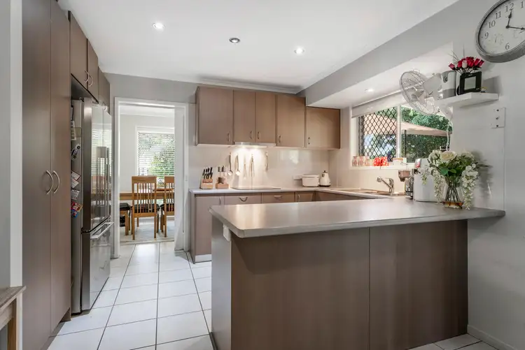 Fifth view of Homely house listing, 4 Argus Court, Clontarf QLD 4019