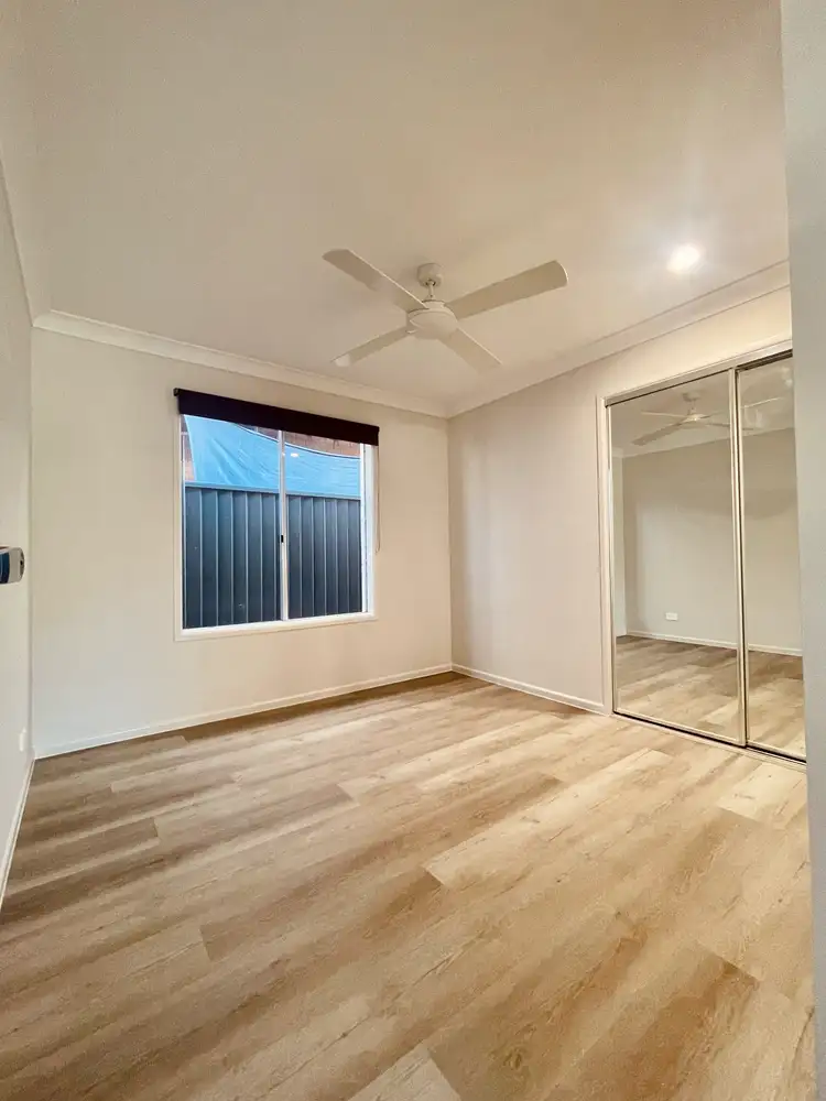 Fifth view of Homely house listing, 1/27 Acacia, Thornlands QLD 4164