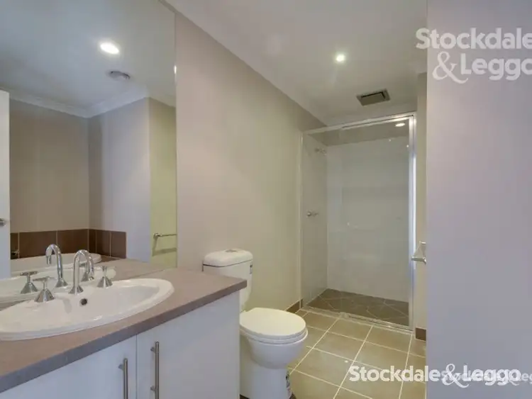 Fifth view of Homely townhouse listing, 2/17 Bank Street, Traralgon VIC 3844