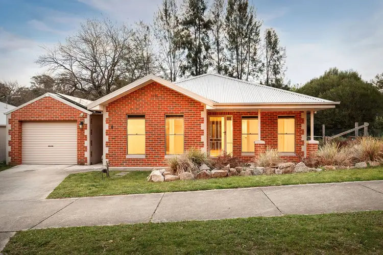 4 Parkes Street, Yackandandah VIC 3749