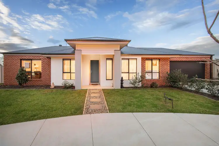 Main view of Homely house listing, 21 Isdell Place, Wodonga VIC 3690