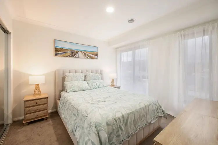 Third view of Homely house listing, 21 Isdell Place, Wodonga VIC 3690