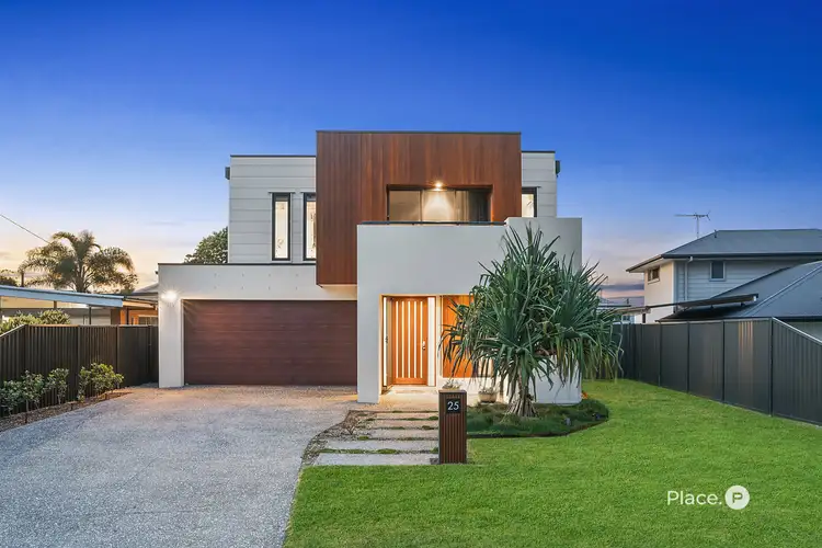 25 Fernlea Avenue, Scarborough QLD 4020