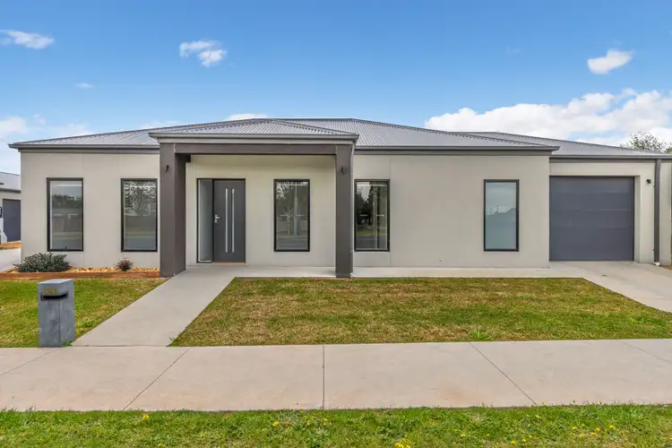 Main view of Homely townhouse listing, 181 Raglan Street, Sale VIC 3850